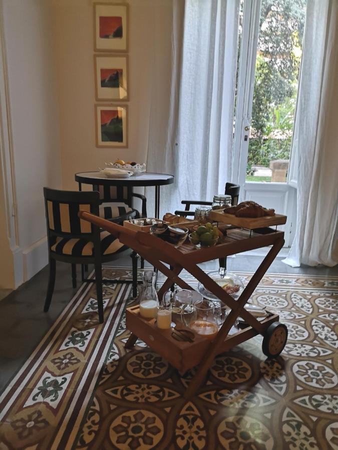 Garden Suite In Private Villa On Via Liberta 巴勒莫 外观 照片