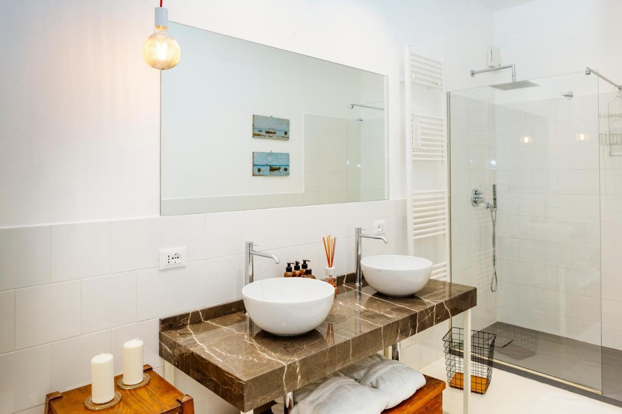 Garden Suite In Private Villa On Via Liberta 巴勒莫 外观 照片